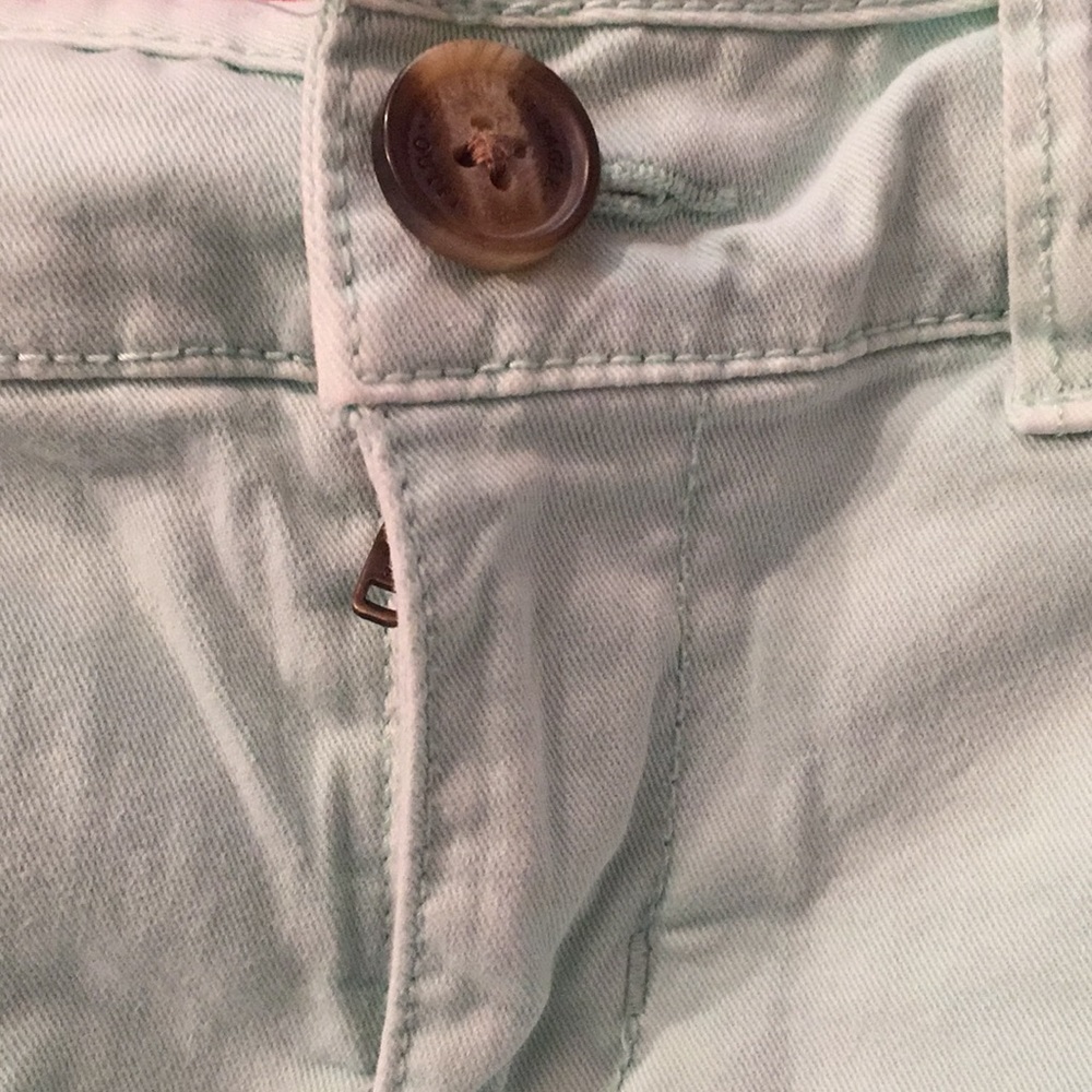 Shorts - Picture 4 of 5